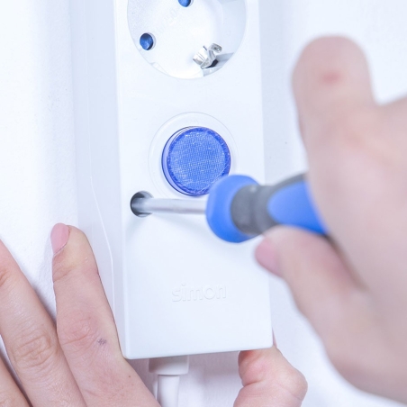 Base multifix 3 tomas con interruptor - Suinplas