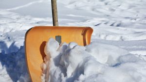 herramientas para quitar la nieve