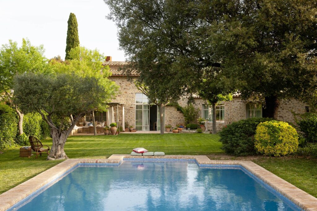 Decoración para los Alrededores de tu Piscina